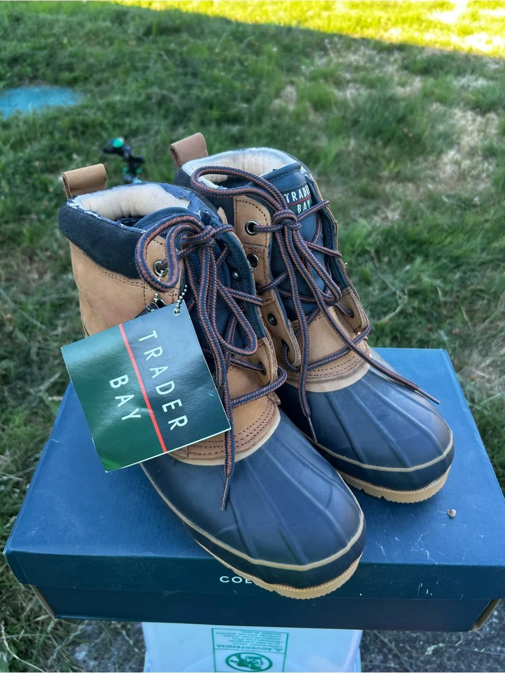 Trader Bay Men’s Tan and Navy Waterproof Lace-Up Duck Boots Size 8